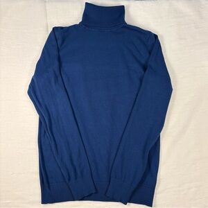Andrew Marc Women’s Small Blue Turtleneck Ribbed Sweater. Used: good condition.